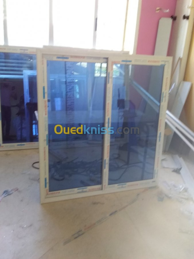 Menuiserie aluminium نجارة الألمنيوم