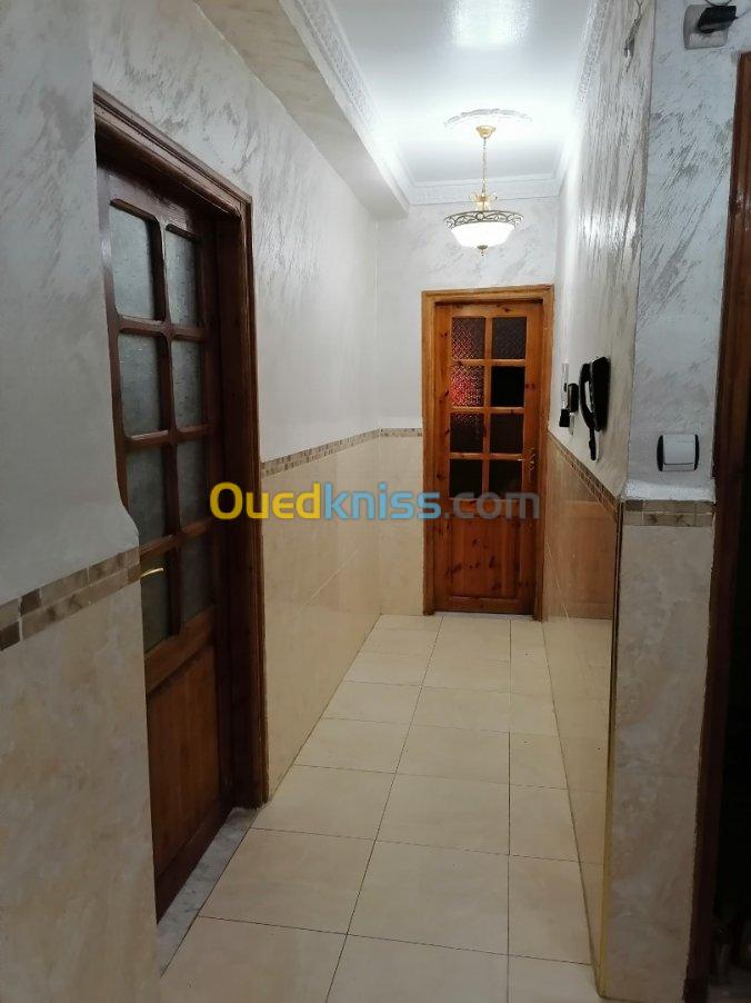 Vente Appartement F5 Tiaret Tiaret