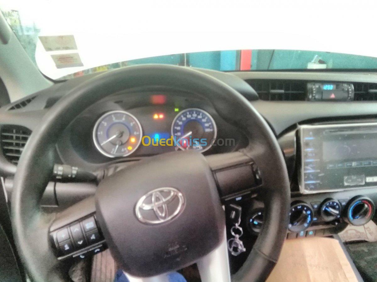 TOYOTA HILUX 2.4 D4D De 2017 , 2020