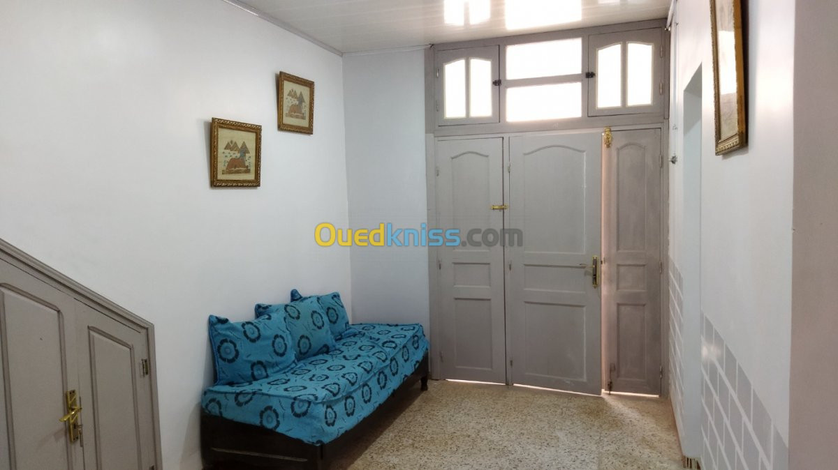 Location Appartement F4 Ouargla Megarine