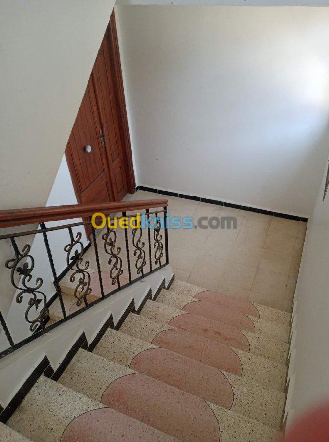 Location Appartement F5 Alger El marsa