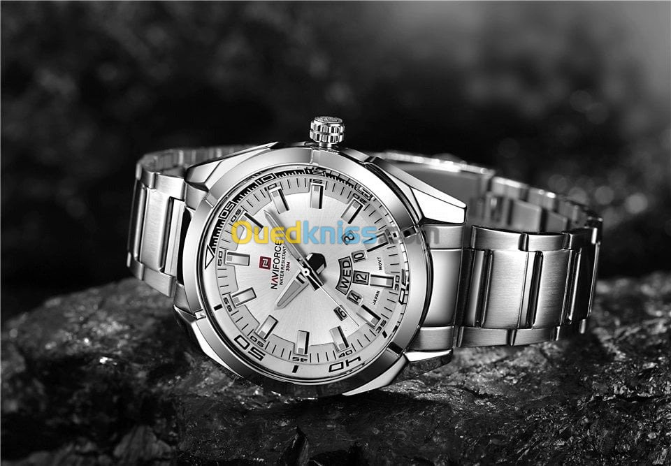 Prix discount montre naviforce