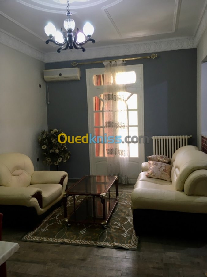 Location Appartement F4 Batna Batna