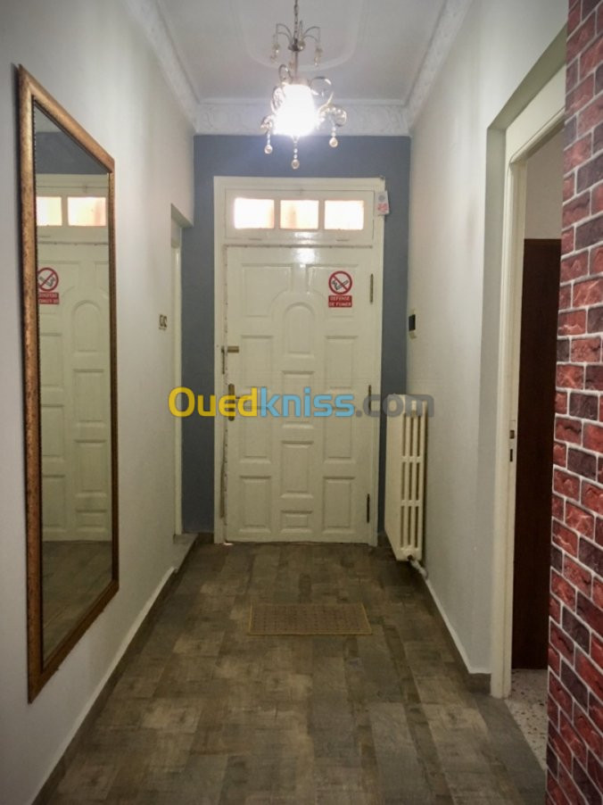 Location Appartement F4 Batna Batna