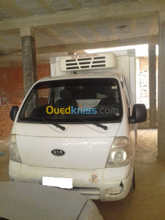 KIA  FRIGO 2700