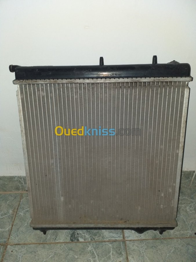 Radiateur peugeot 208 1.2 vti