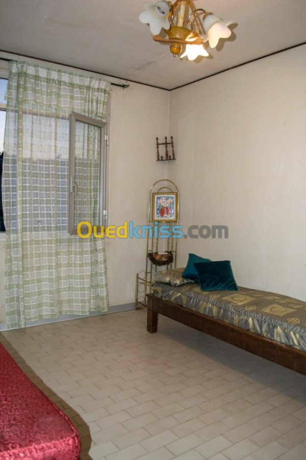 Location vacances Appartement F4 Skikda Skikda