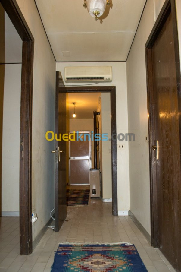 Location vacances Appartement F4 Skikda Skikda