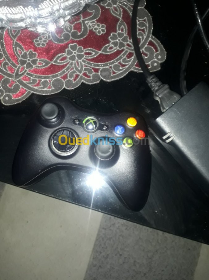 Xbox 360 slim+320gb+42jeux