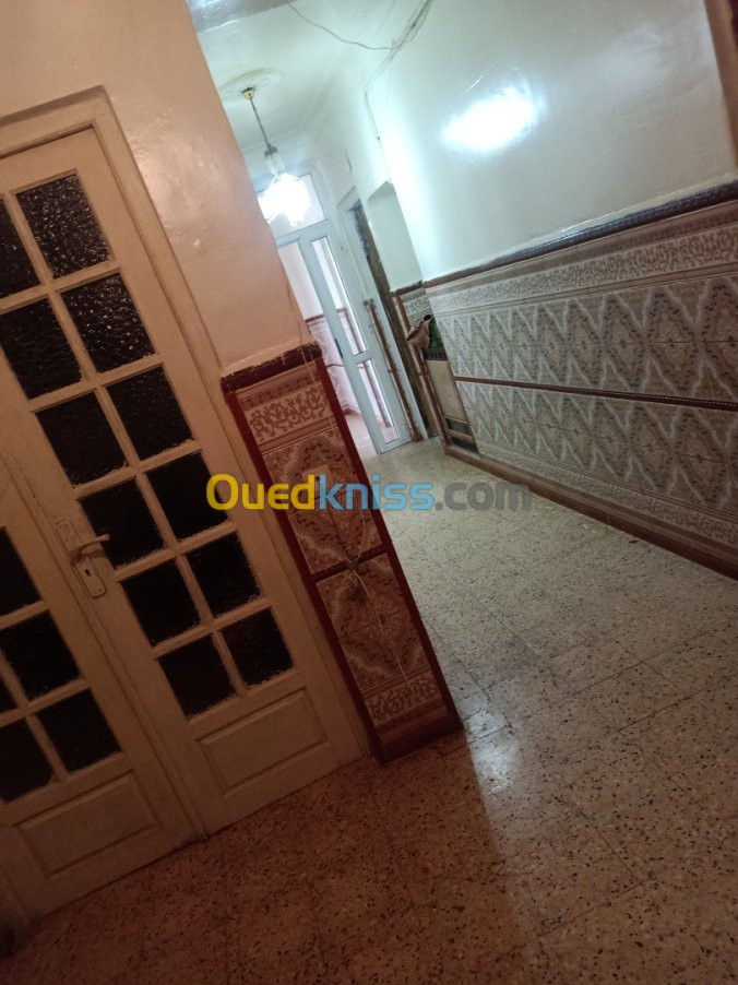 Vente Appartement F4 Oran Ain el bia