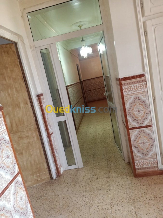 Vente Appartement F4 Oran Ain el bia