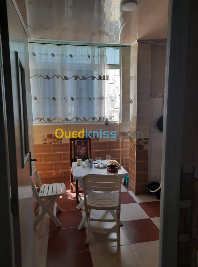 Location vacances Appartement F2 Jijel El aouana