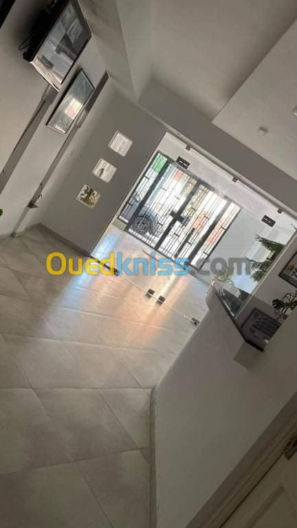 Location Appartement F3 Oran Ain el turck