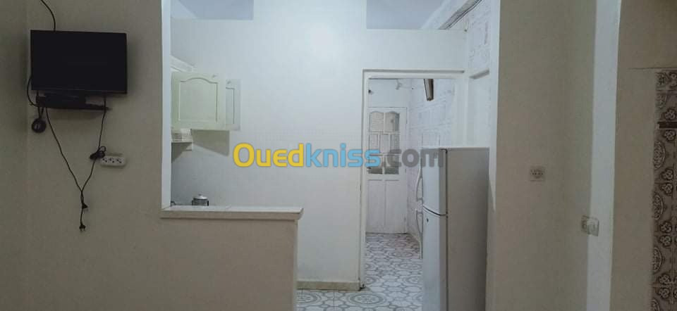 Location vacances Appartement F2 Tlemcen Marsa ben mhidi