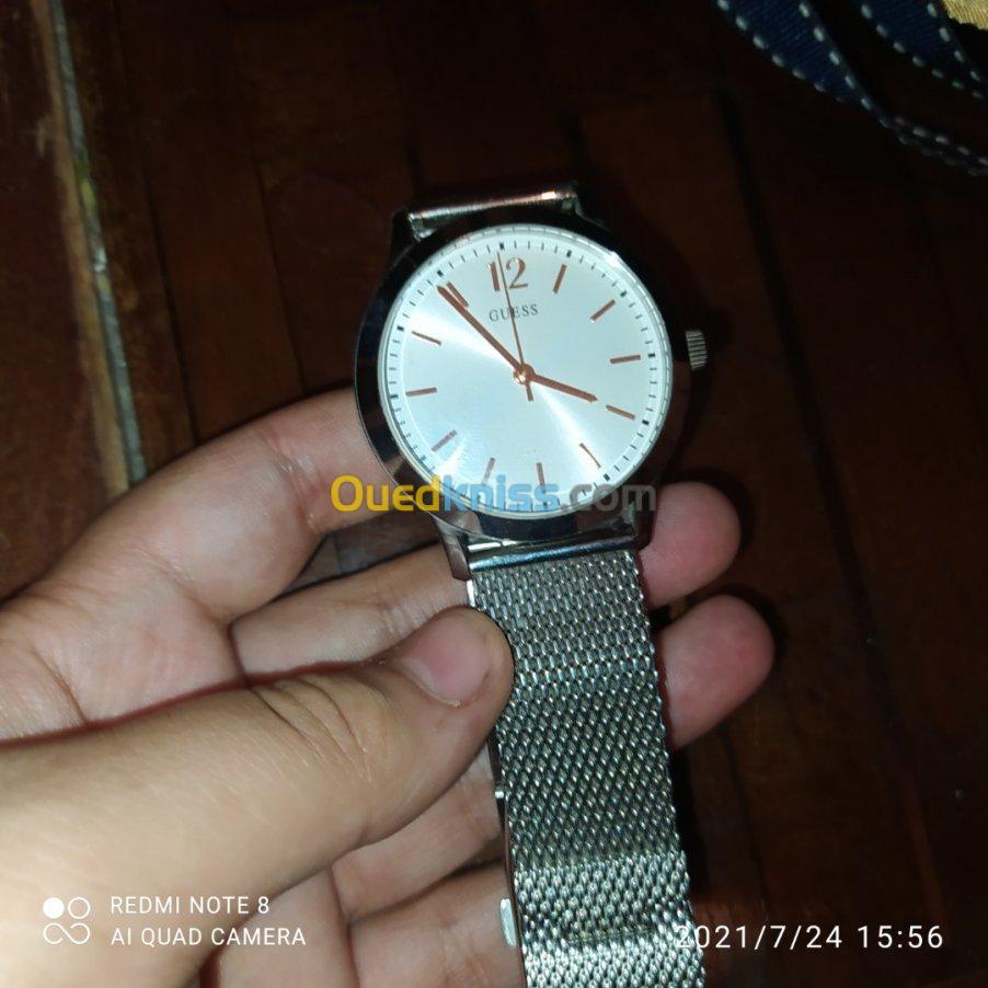 Guess W0921G1