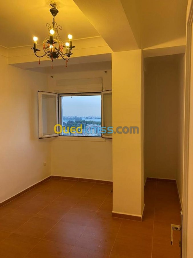 Location Appartement F5 Alger Ben aknoun