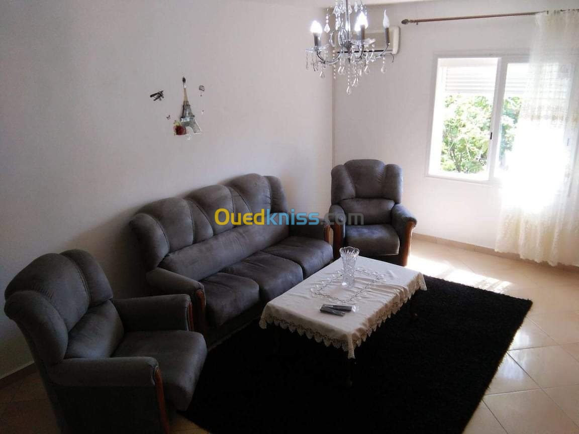 Location vacances Appartement F4 Oran Oran