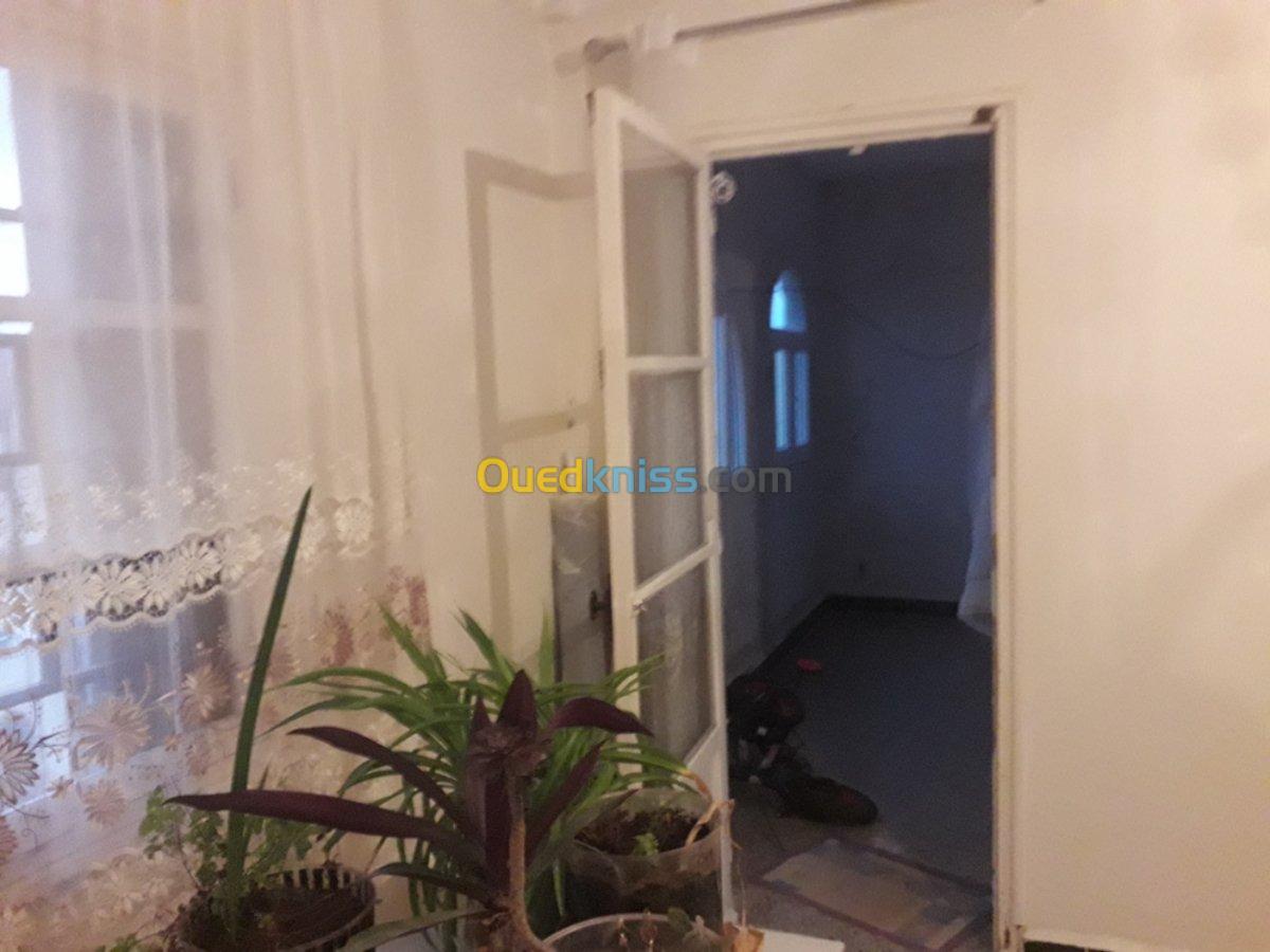 Vente Appartement F4 Alger Bordj el bahri