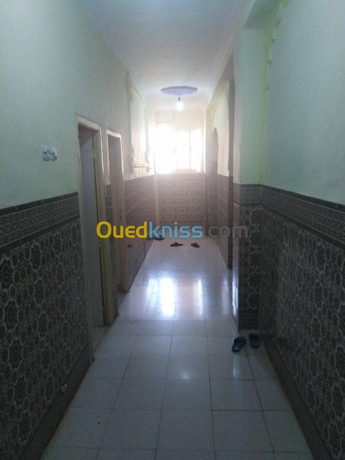 Vente Appartement F8 Tlemcen Mansourah