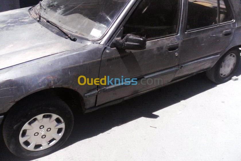 Peugeot 309 1986 