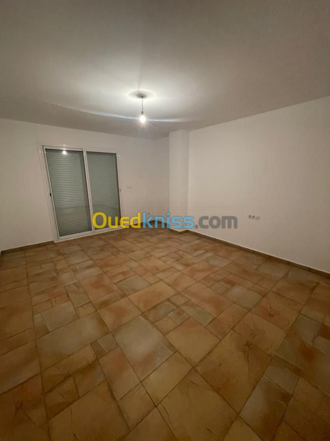 Location Appartement F3 Alger Ben aknoun