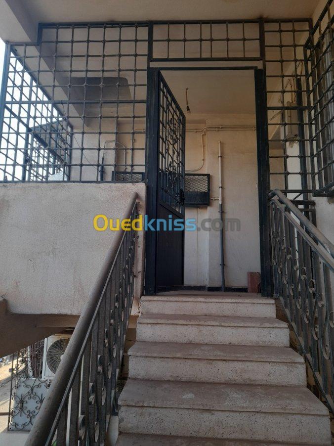 Location Appartement F4 Oran El Kerma