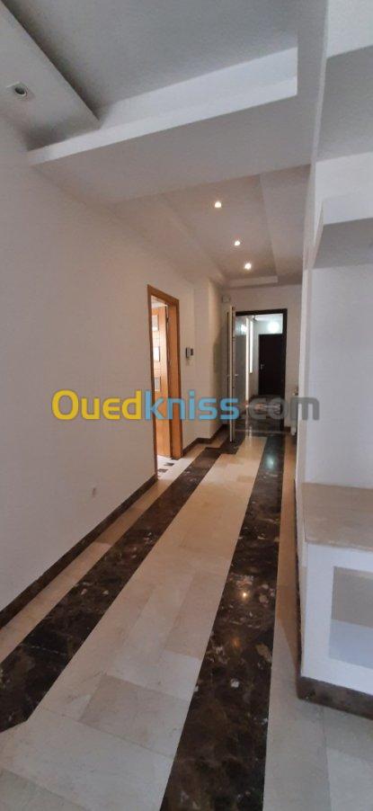 Location Appartement F5 Alger Bir mourad rais