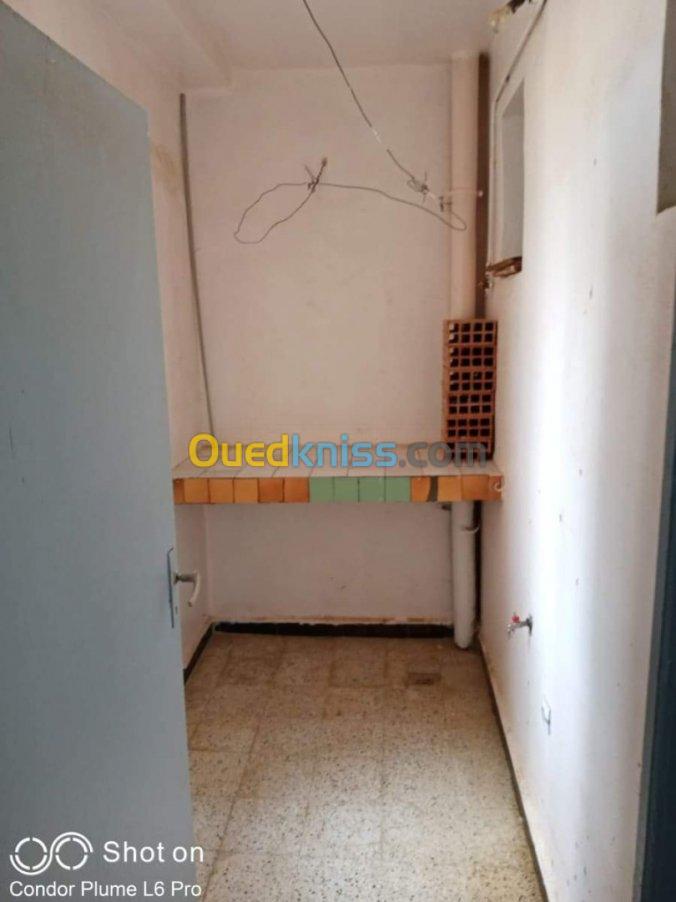 Vente Appartement F3 Mascara Bou hanifia