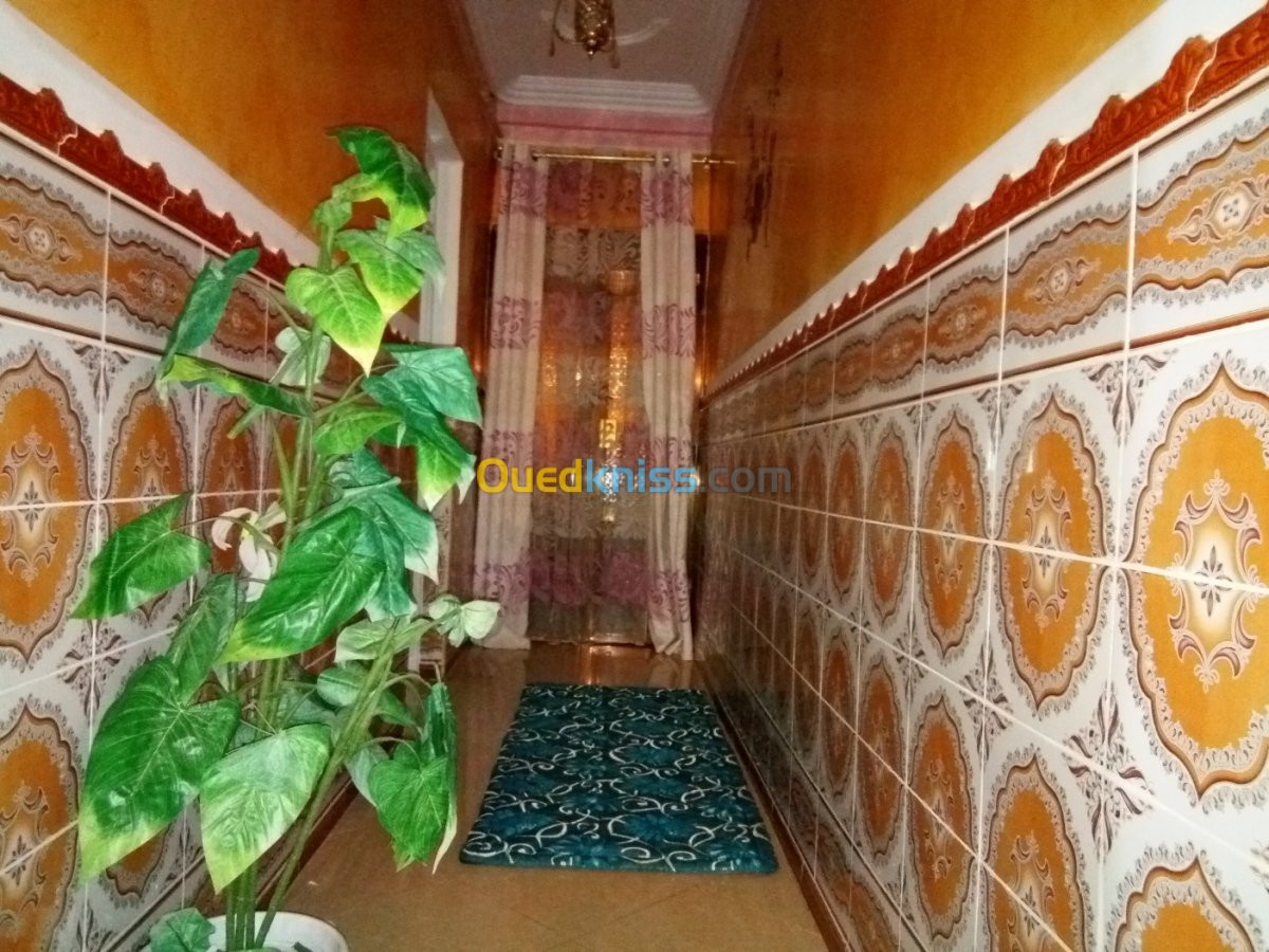 Vente Niveau De Villa F8 Batna Ras el aioun