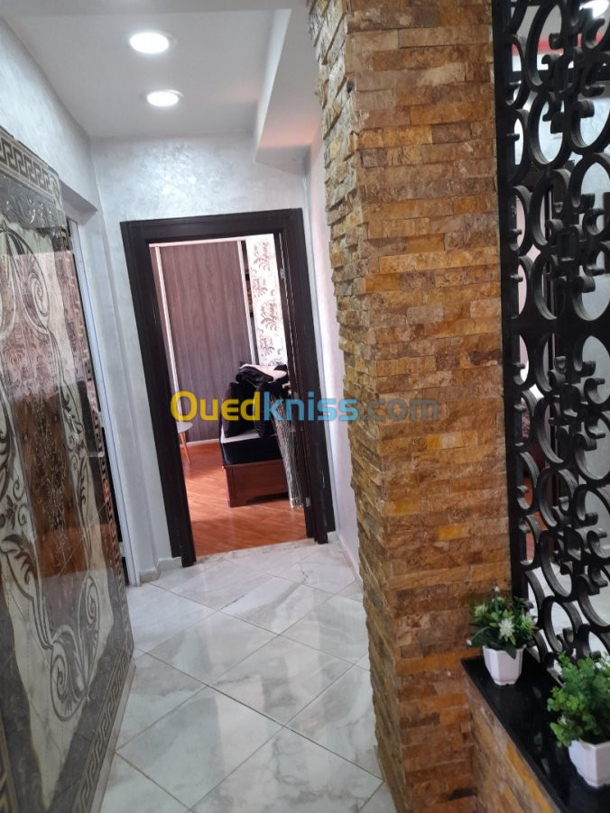 Vente Appartement F5 Oran Bir el djir