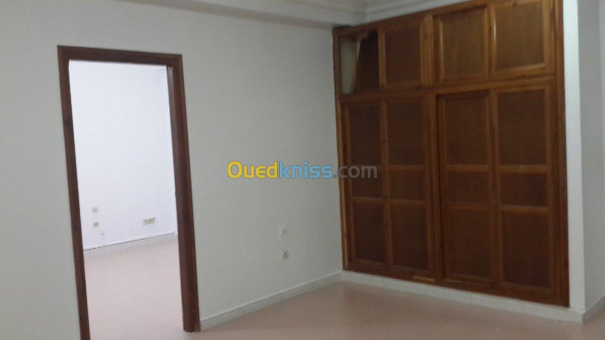 Location Appartement F5 Bejaia Bejaia