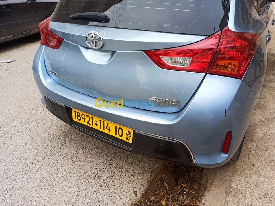 Toyota Auris 2014 