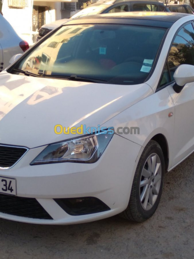 Seat Ibiza 2012 Fully +Toit ouvrant