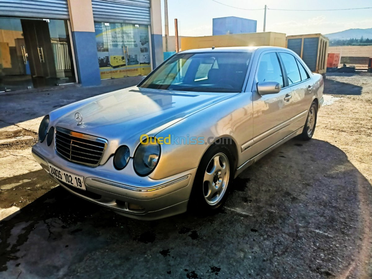 Mercedes Benz Classe E 2002 