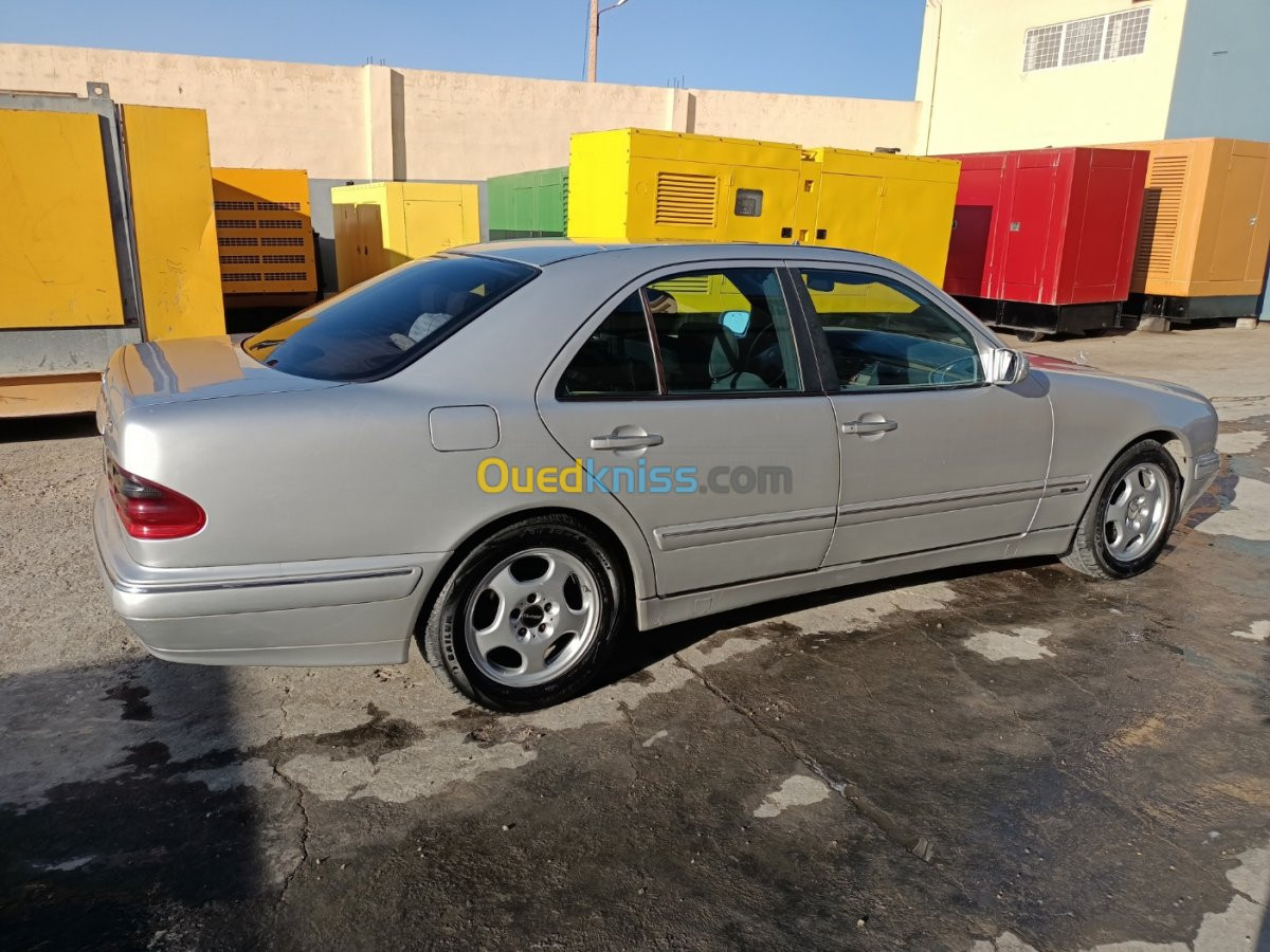 Mercedes Benz Classe E 2002 