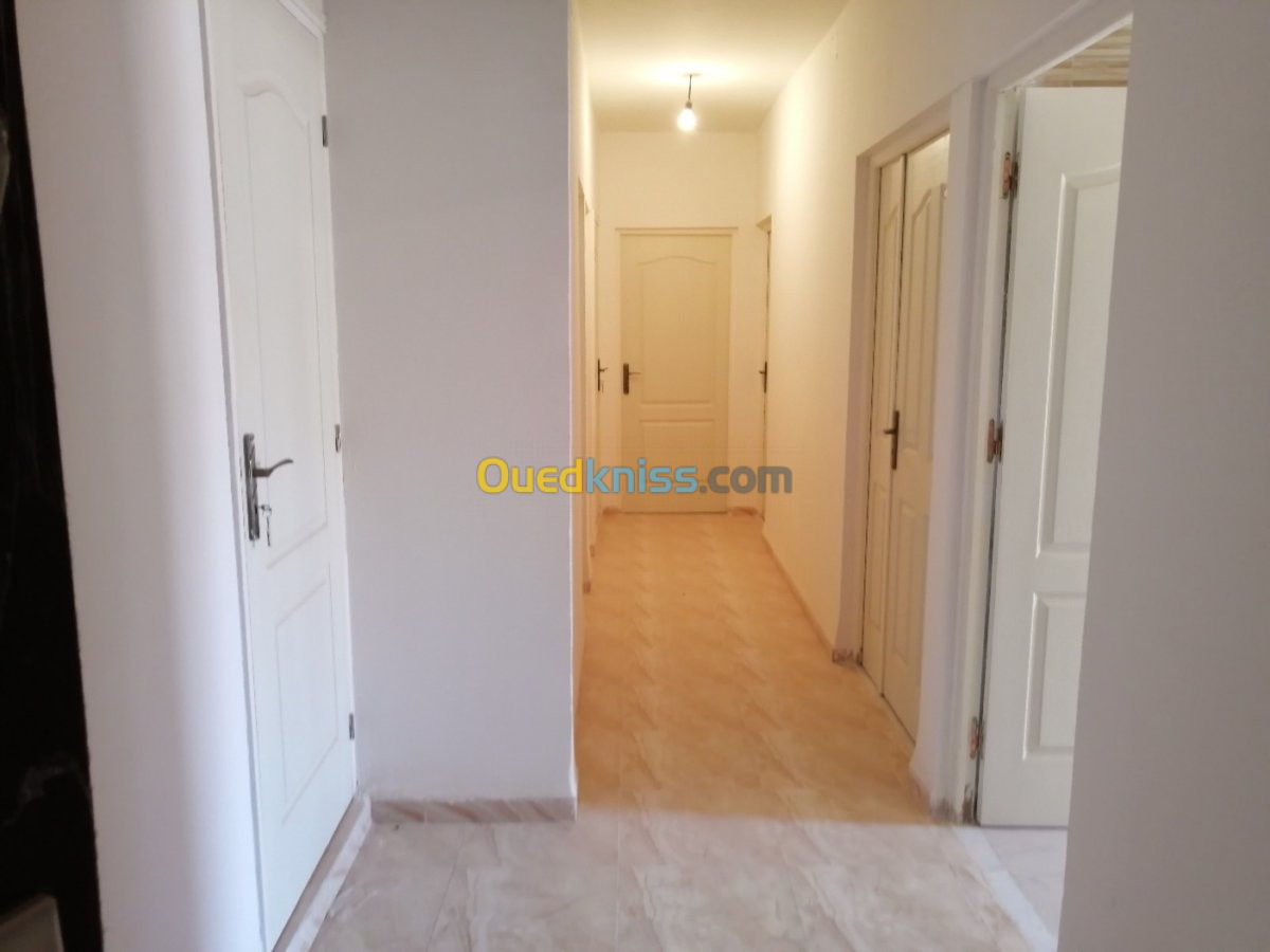 Location Appartement F3 Constantine Ain smara