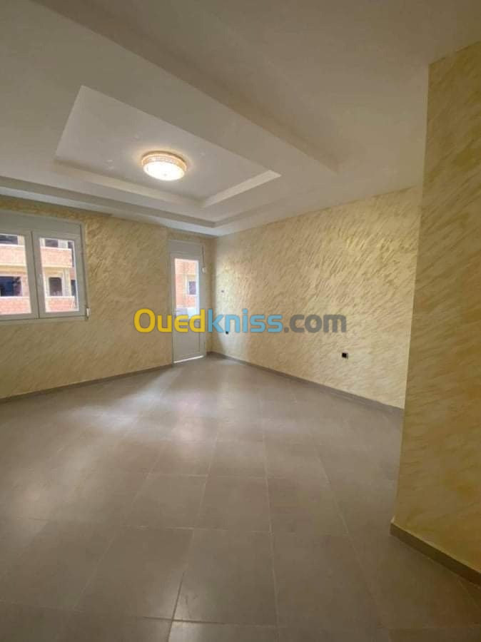 Vente Appartement F4 Relizane Oued rhiou