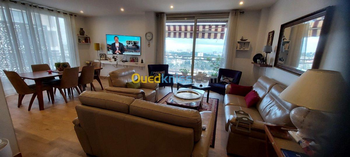 Location Appartement F4 Alger Hydra