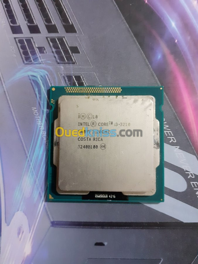 Intel i5 2300 2.80 et i3 3210 3.20ghz