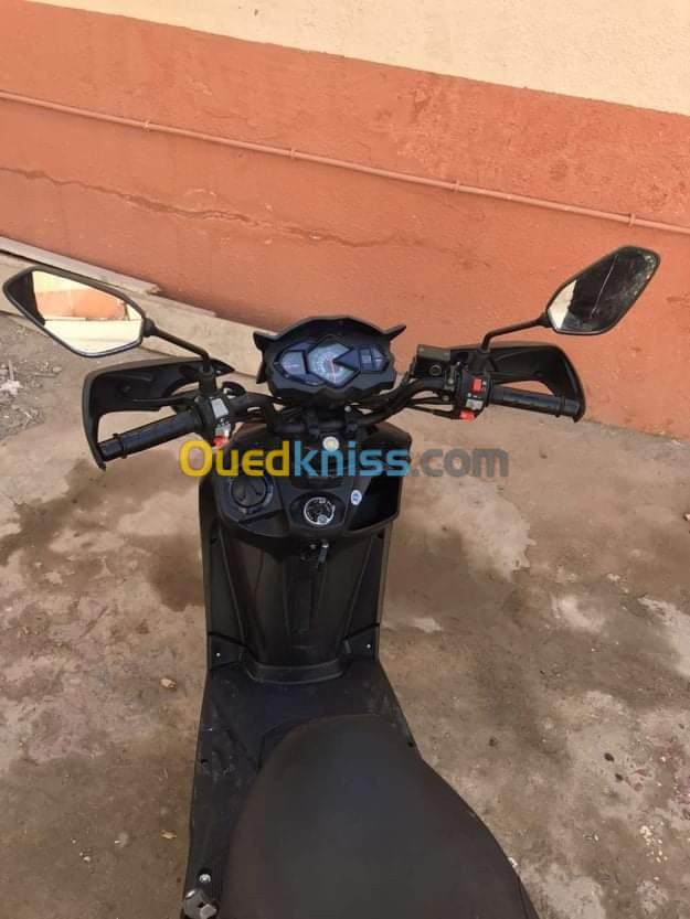 Scooter okinoi 150 دفعة 2021