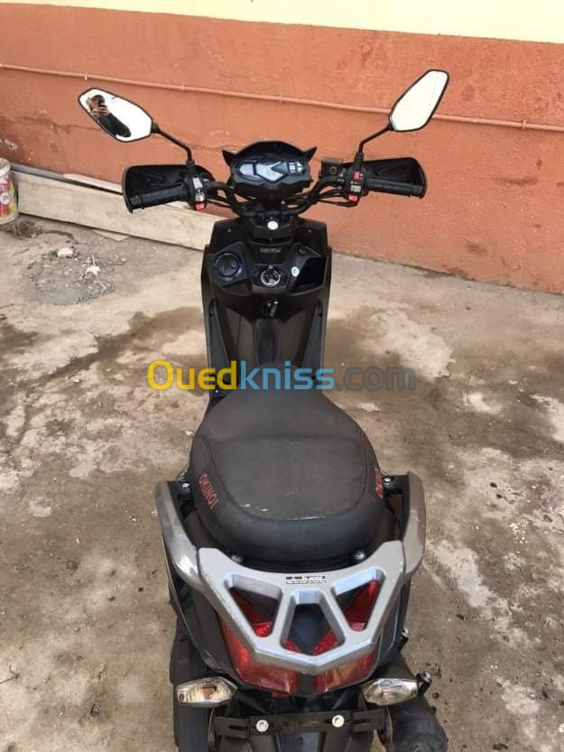 Scooter okinoi 150 دفعة 2021