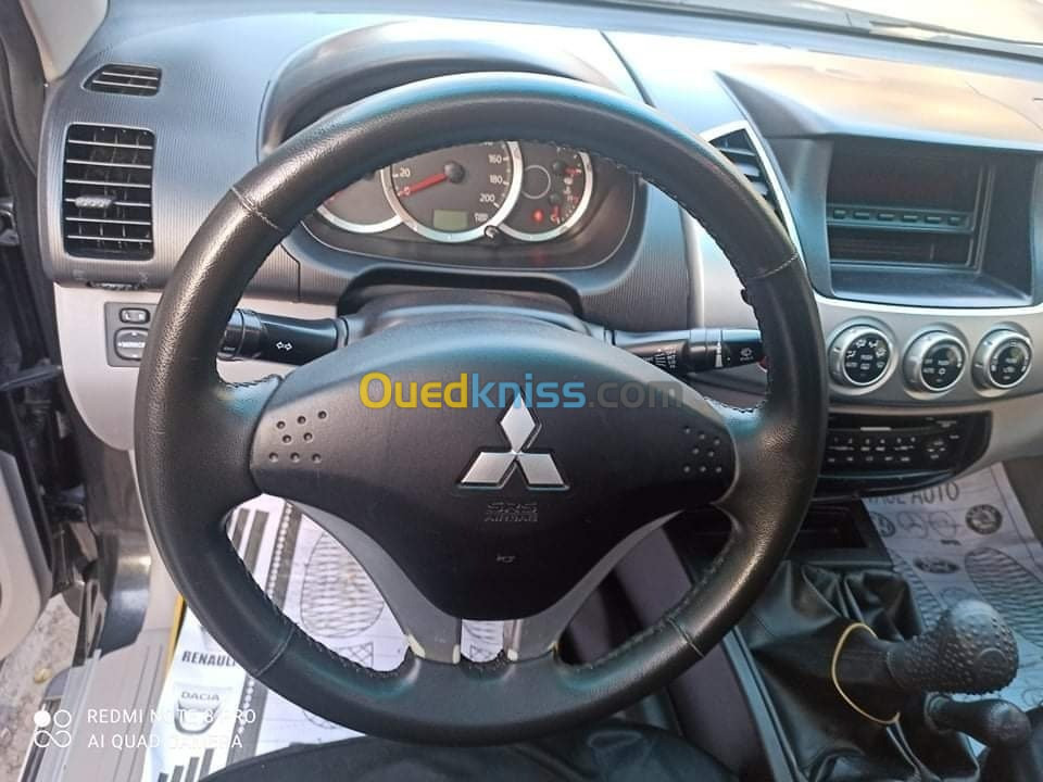 Mitsubishi sportero L200 2011 DHD