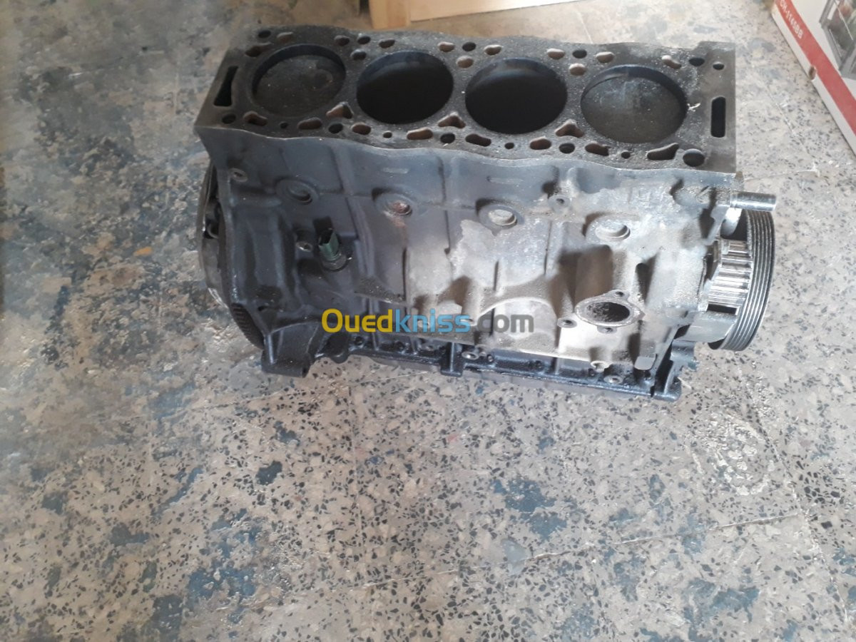 Demi moteur 1.9 berlingo,partener 