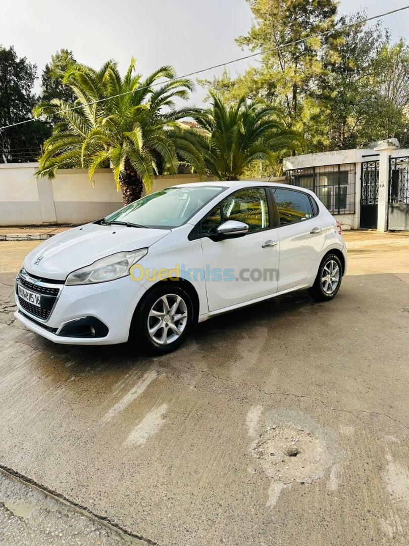 Peugeot 208 2015 208