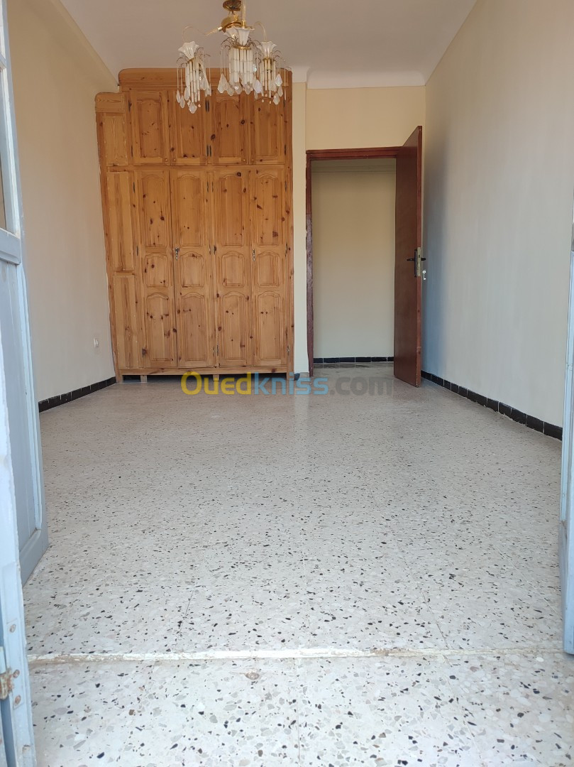 Vente Appartement F3 Chlef Tenes