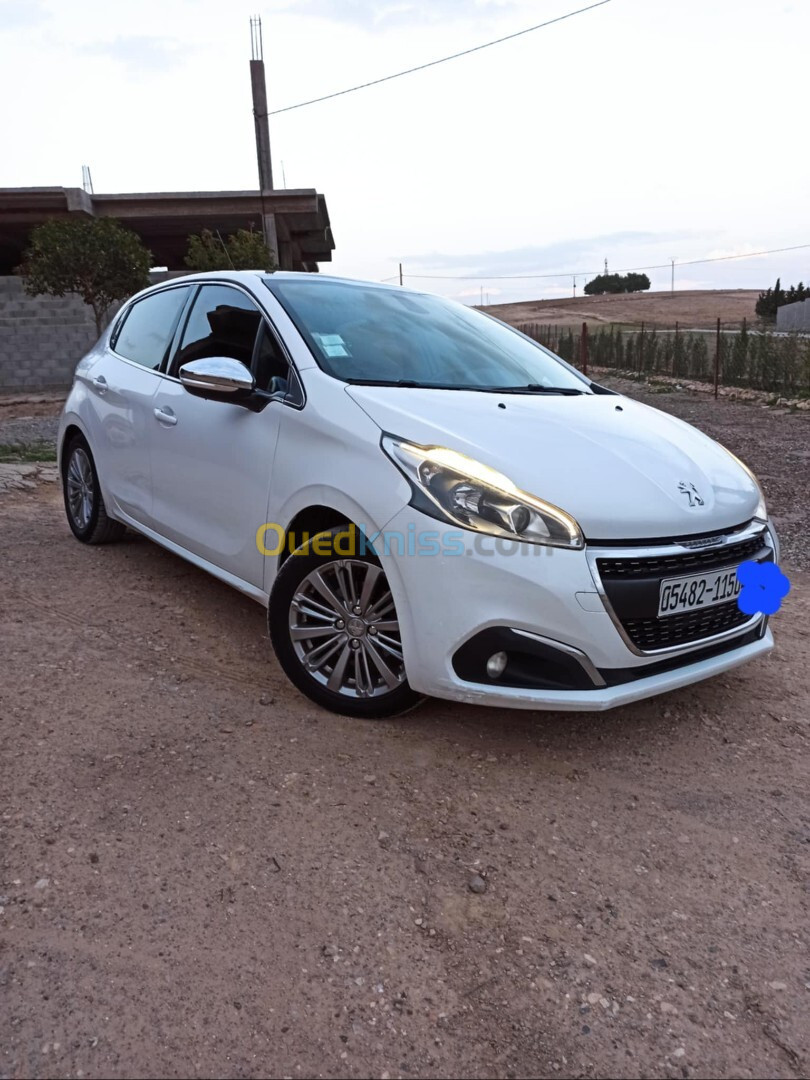 Peugeot 208 2015 Active Facelift