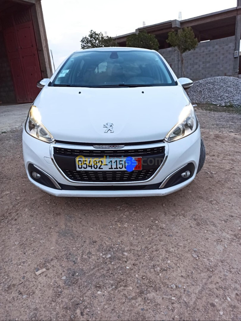 Peugeot 208 2015 Active Facelift