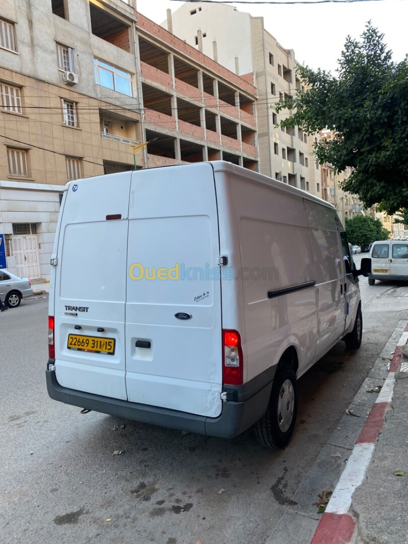 Ford Transit 2011