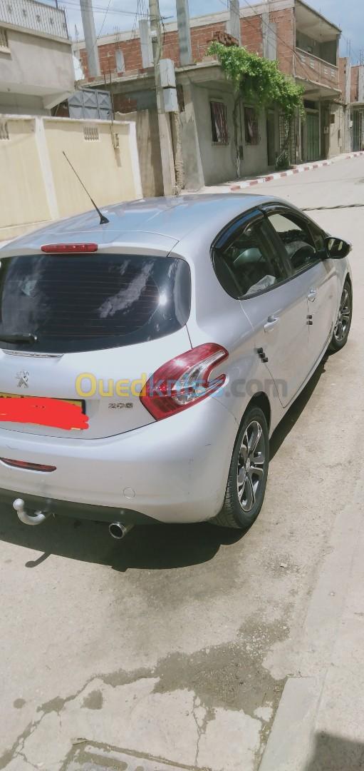 Peugeot 208 2012 Active