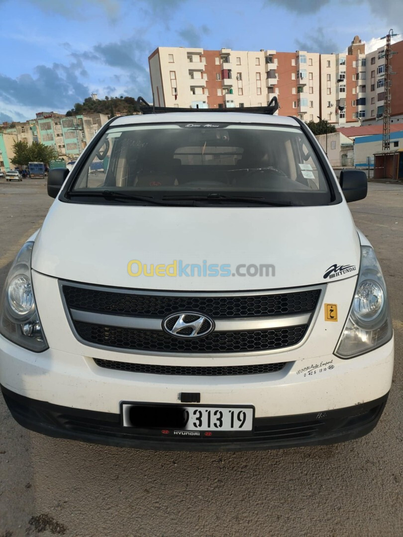 Hyundai H1 2013 Vitré 6 places